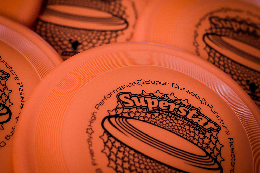Unser erster Satz Superstar Frisbees