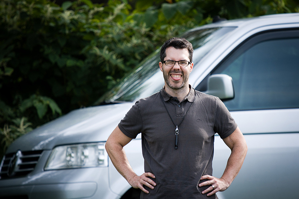 In einer Pause zieht Stephan eine witzige Grimasse